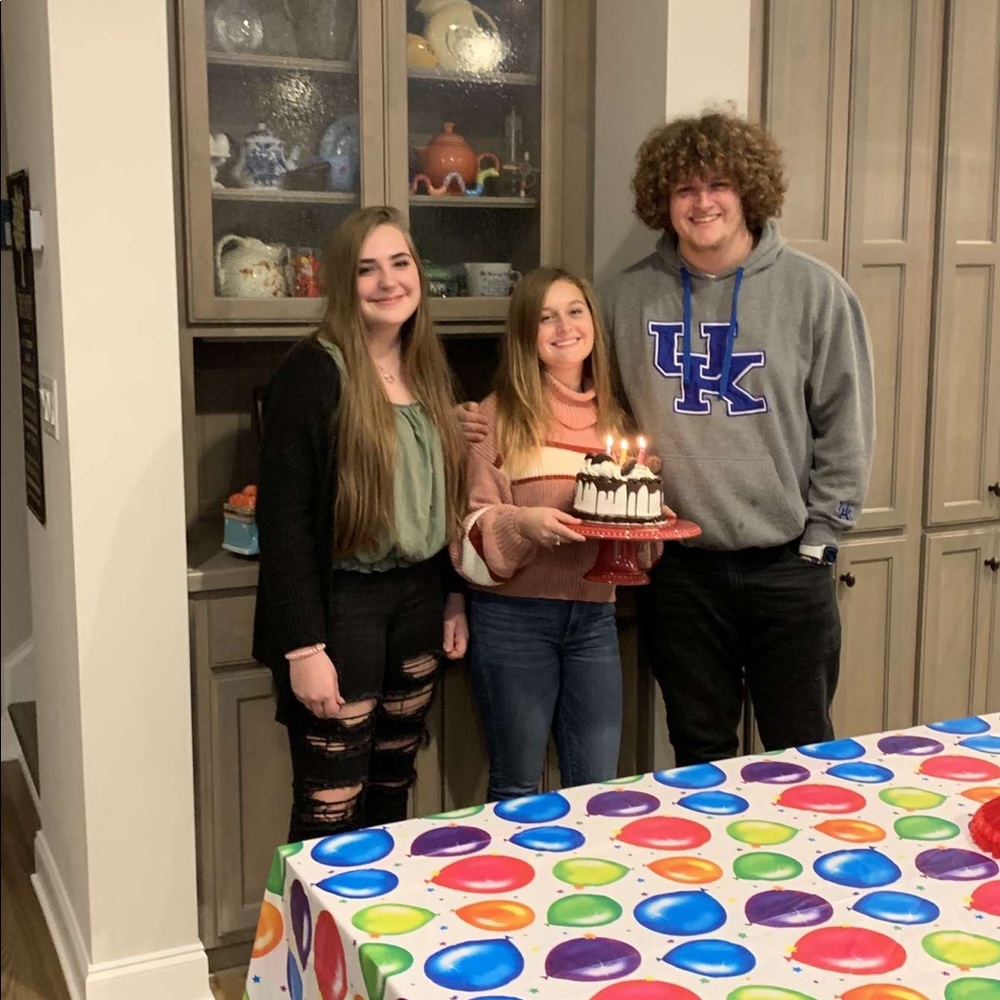 Meet your Posher, Gavin